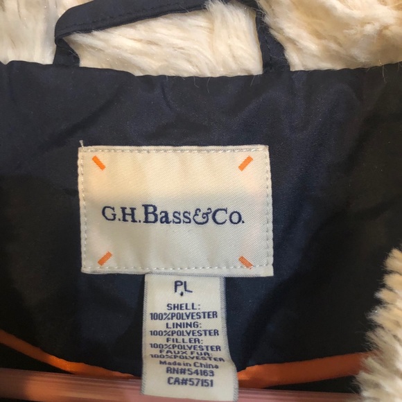 Vest - Picture 3 of 4